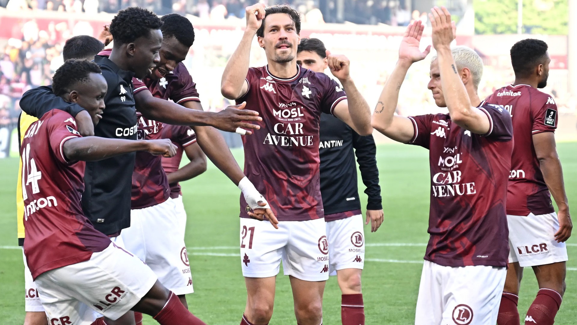 FC Metz v OGC Nice cover