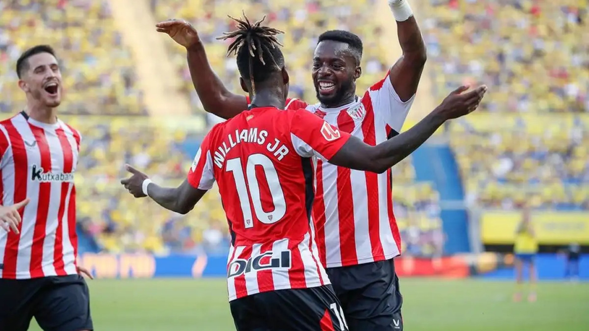 Athletic Club v Real Oviedo cover